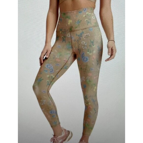 Fabletics Pureluxe Ultra High-Waisted Floral Print Leggings Medium - Picture 2 of 16